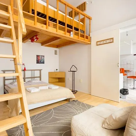 Apartament Szentkiralyi 5 - Double Basic In The Center - Self-check-in
